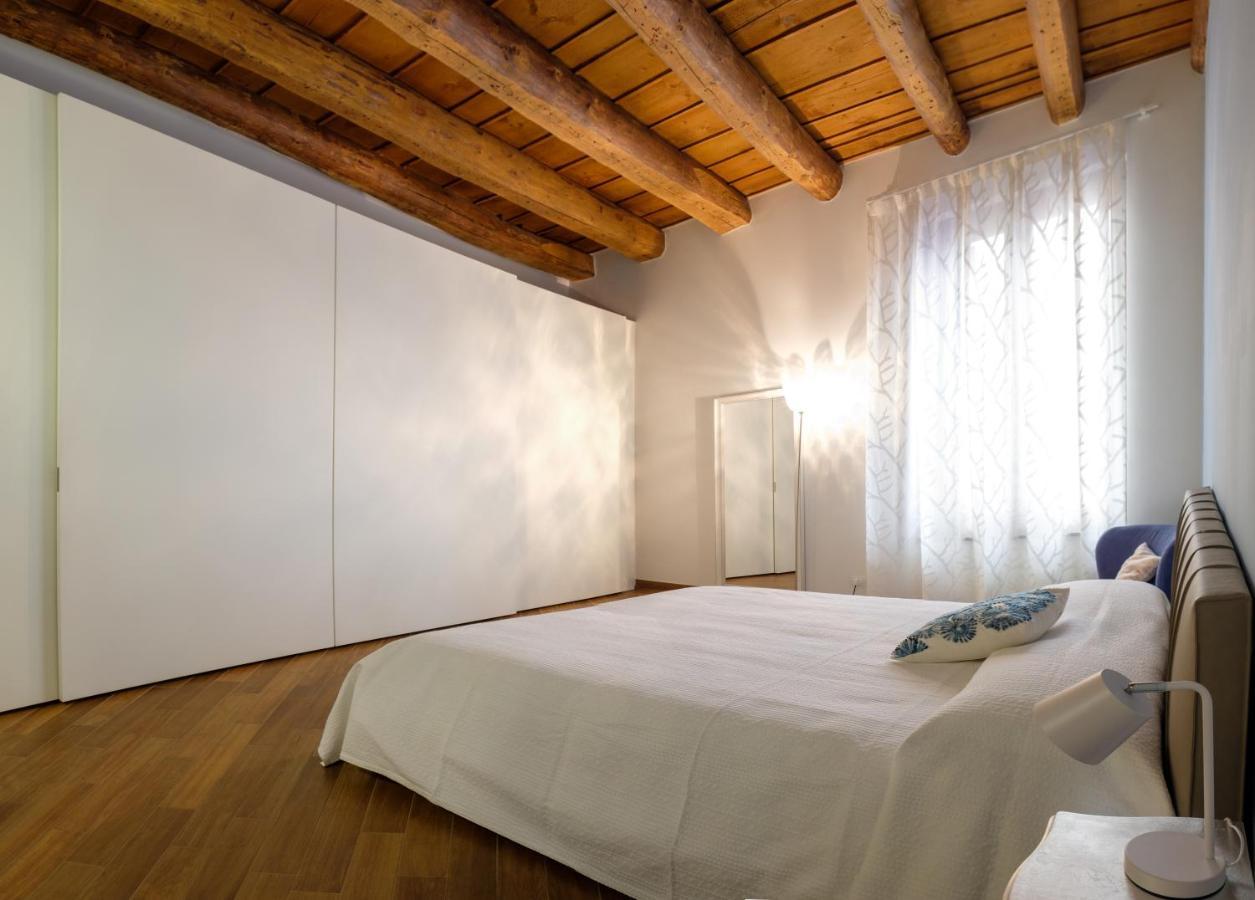 La Terrazza In Centro Apartment Verona Exterior photo